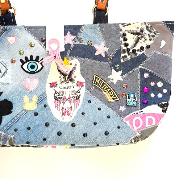 Tote Bag Designer with Patches and more by Patricia Adelson - Picture 3 of 8